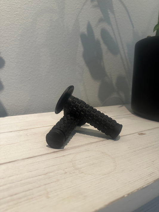 Waffle Grips