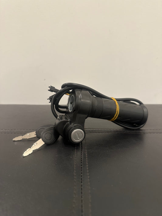 Full Twist Throttles